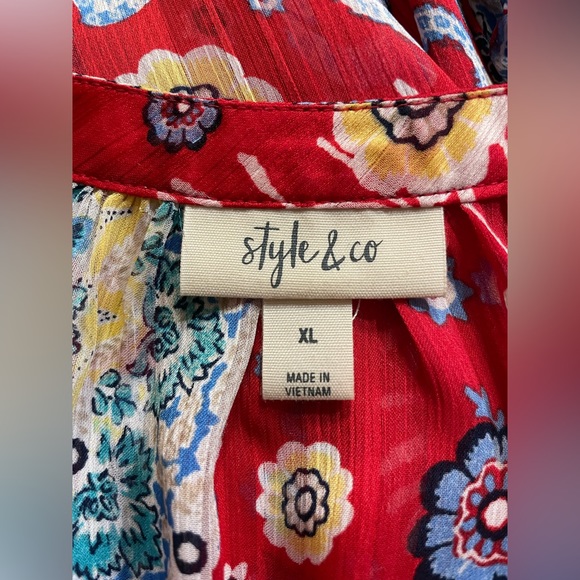 Style & Co Women’s Flowy Red Flower Print Blouse. Women’s Size XL.‎ - Picture 3 of 4